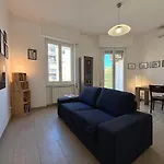 Family-friendly 2 Min To Metro A & Aqueducts Park Apartamento Roma